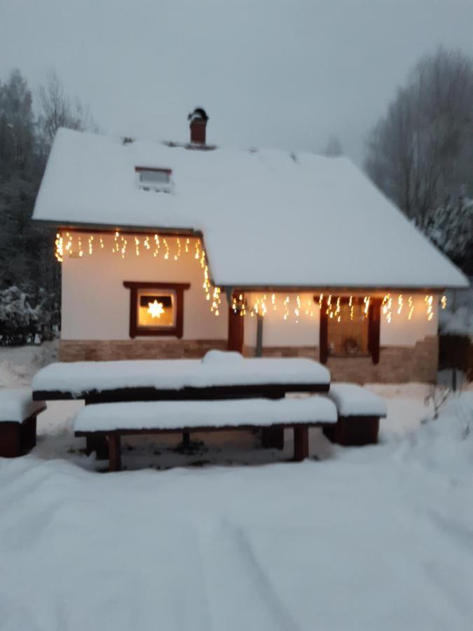 Hygge Chaloupka V Horach Villa Cesky Jiretin ภายนอก รูปภาพ